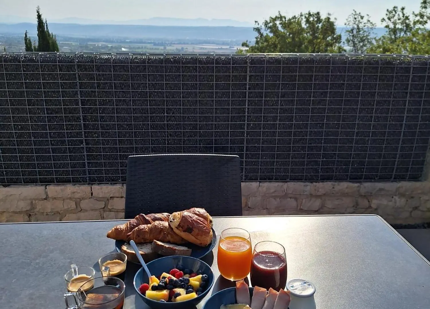 Aparthotel Domaine De La Mautanne Sainte-Tulle 4*,  Francie