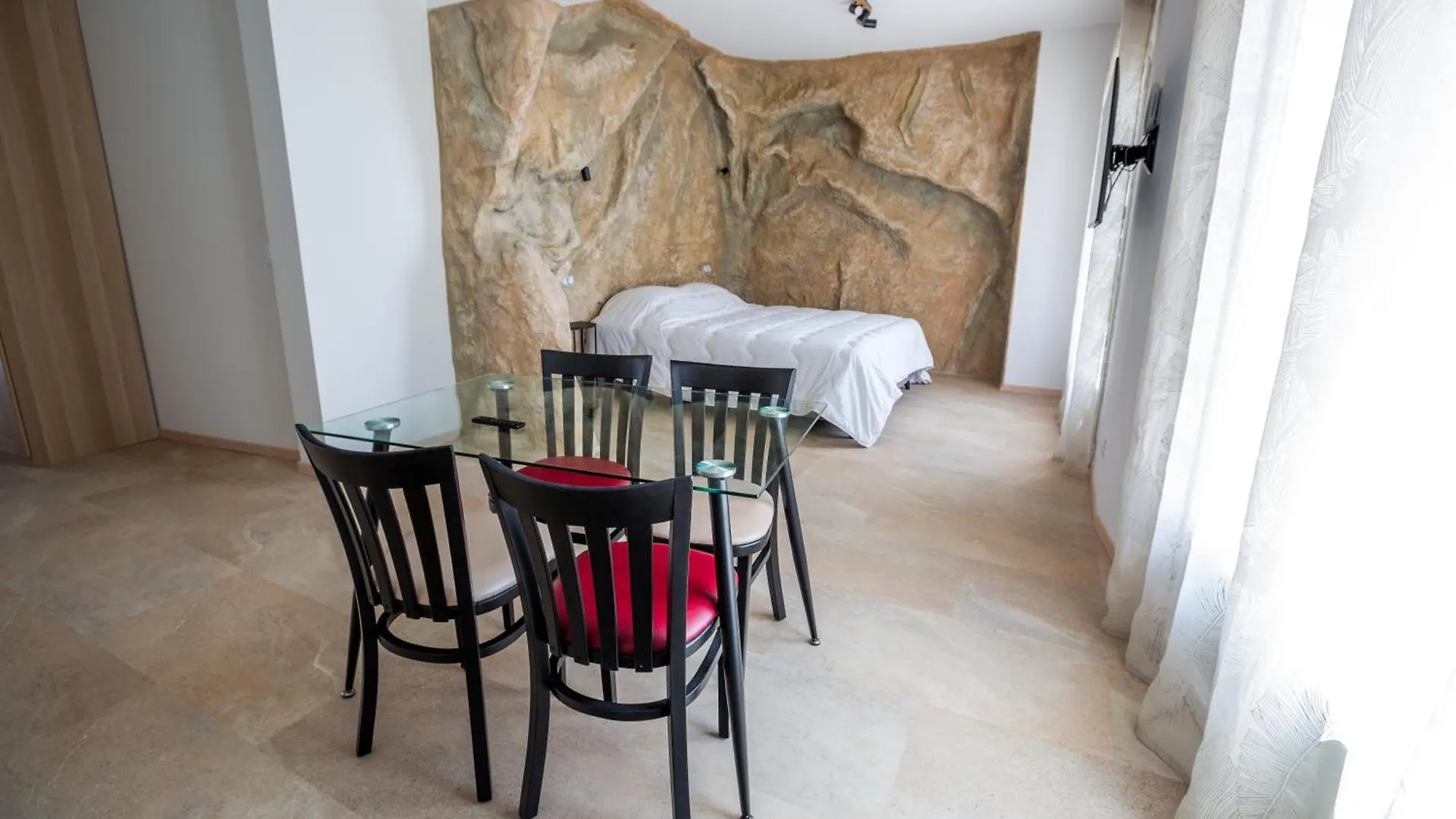Aparthotel Domaine De La Mautanne Sainte-Tulle